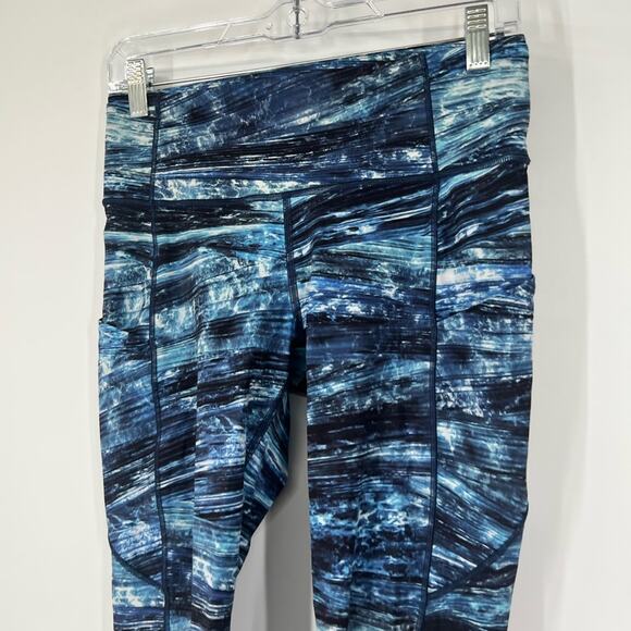 Lululemon Fast & Free Crop II Leggings Nulux 19" in Shorelines Multi Blue - Picture 3 of 6